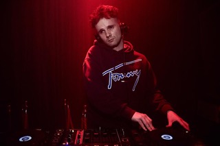 DJ Matt wells